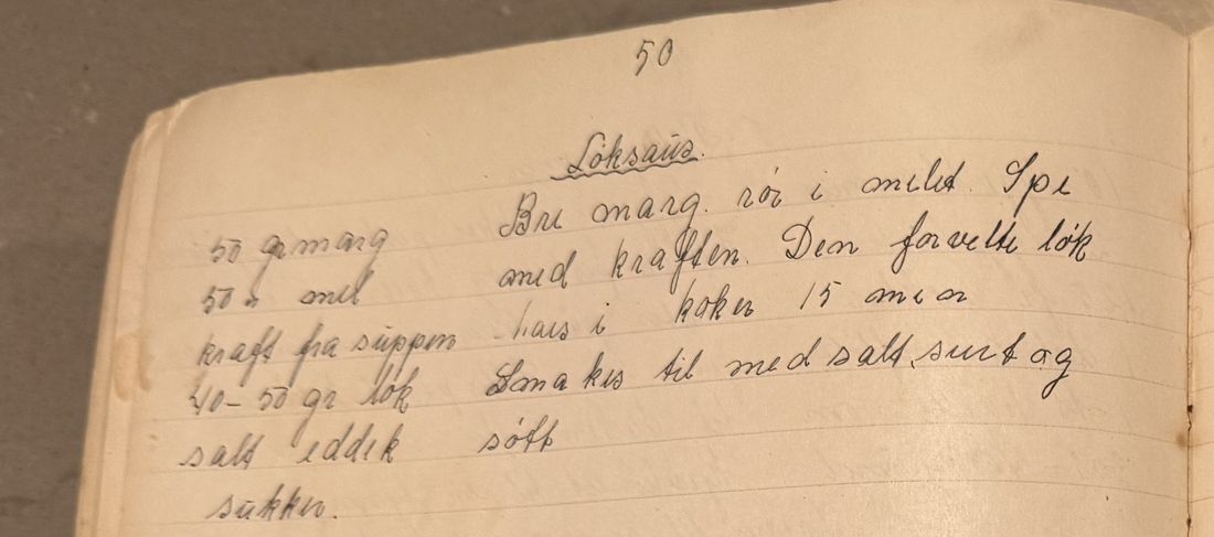 Løksaus., Mors egen skrift