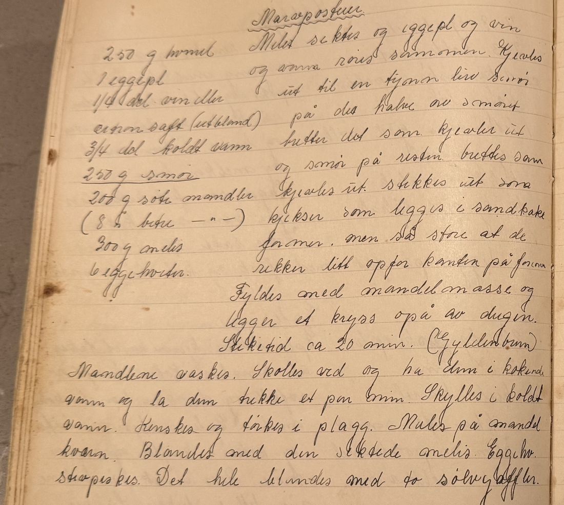 Marvposteier., Mors egen skrift