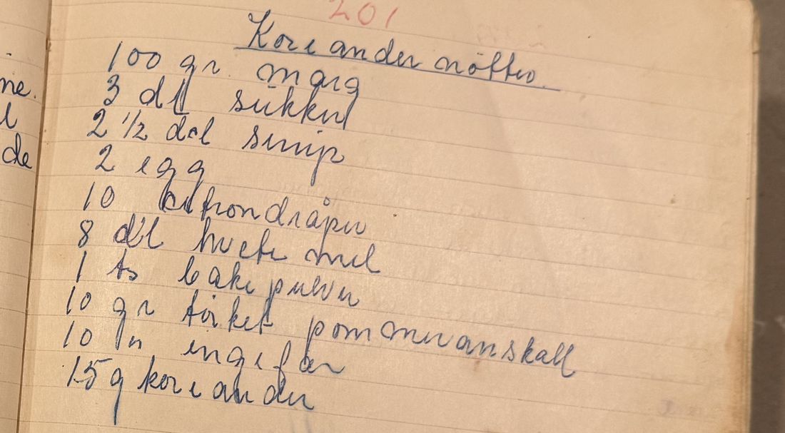 Koriander nøtter, Mors egen skrift